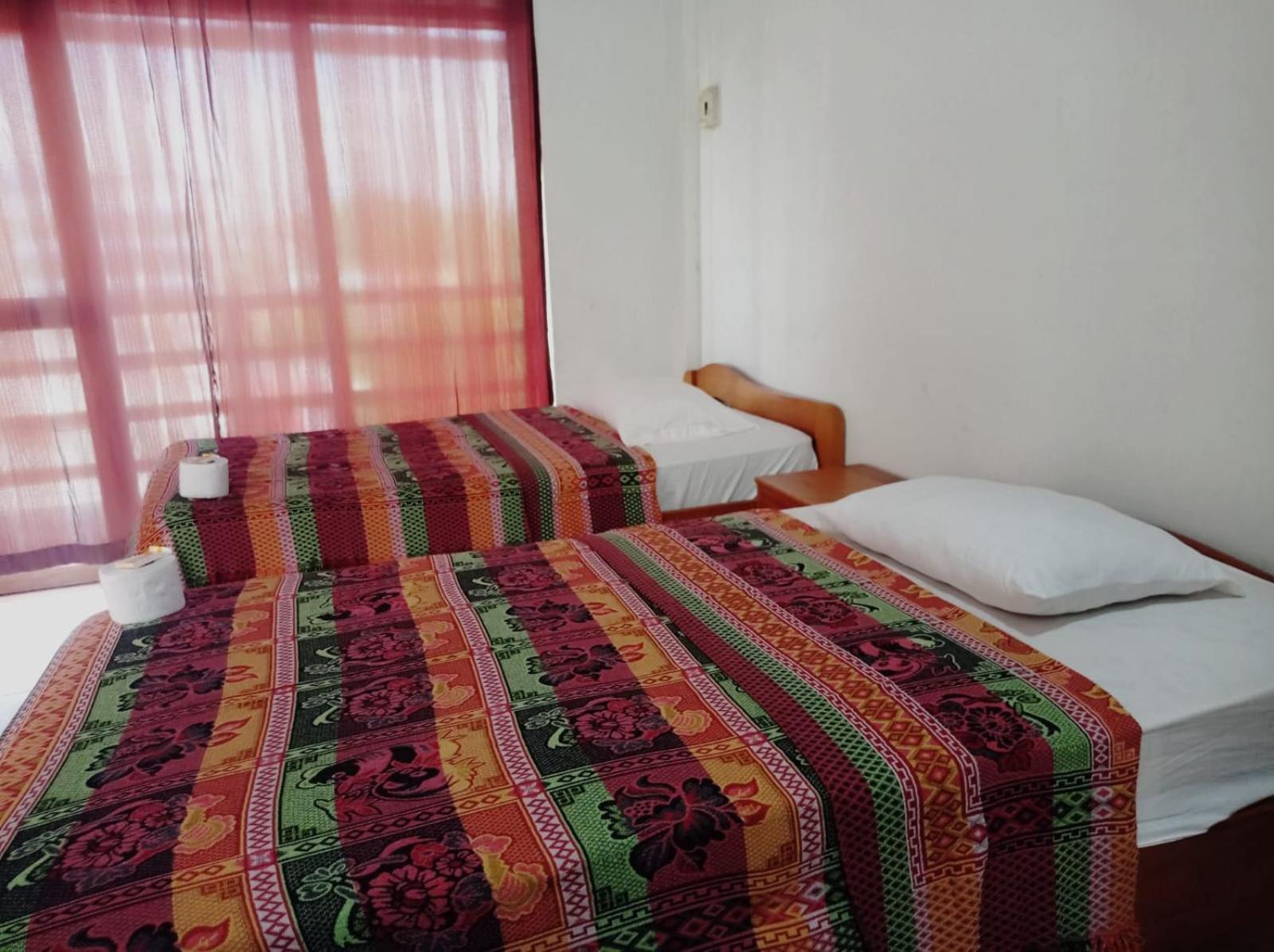 Hostal El Puerto Yurimaguas ภายนอก รูปภาพ