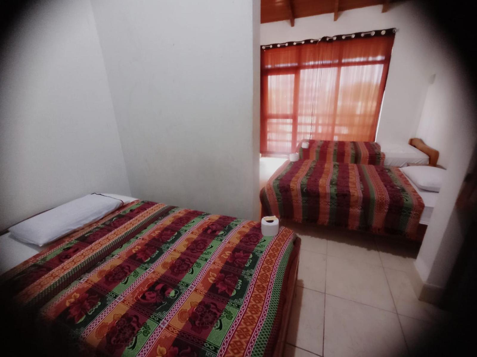 Hostal El Puerto Yurimaguas ภายนอก รูปภาพ