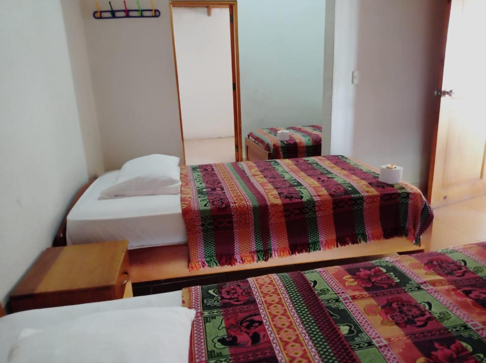 Hostal El Puerto Yurimaguas ภายนอก รูปภาพ
