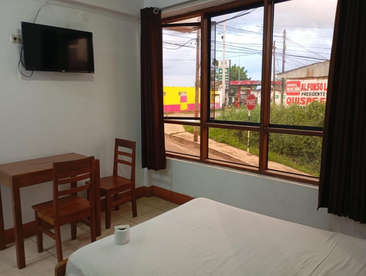 Hostal El Puerto Yurimaguas ภายนอก รูปภาพ